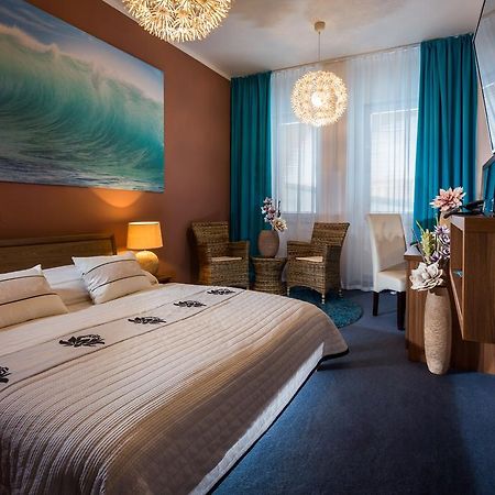 Sareza Hotel Острава Экстерьер фото