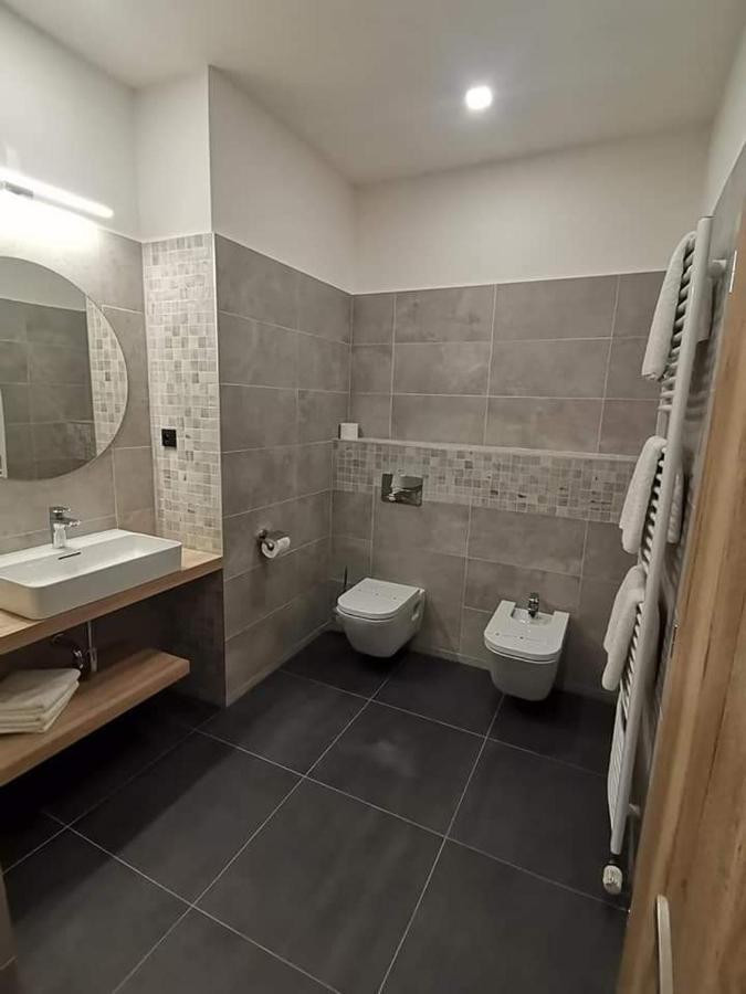 Sareza Hotel Острава Экстерьер фото