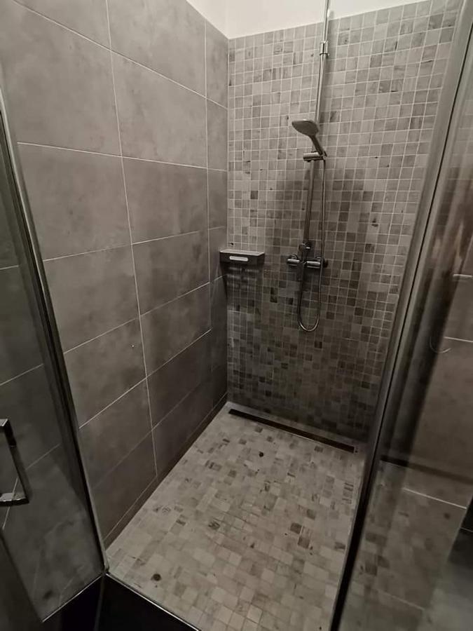 Sareza Hotel Острава Экстерьер фото