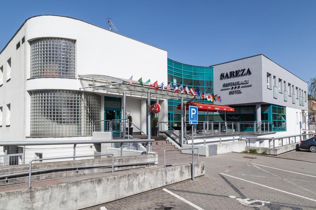 Sareza Hotel Острава Экстерьер фото