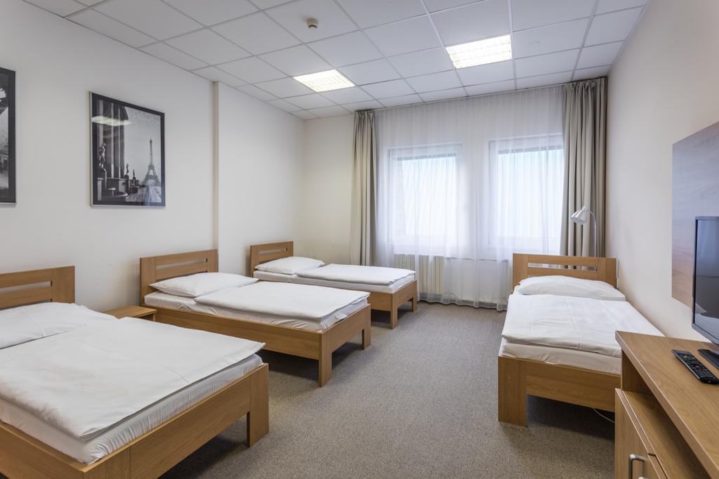Sareza Hotel Острава Экстерьер фото